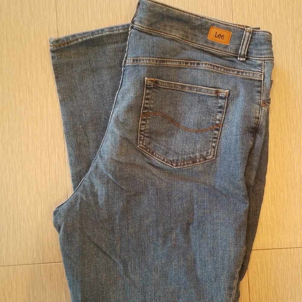 Lee Jeans - Picture 3 of 4